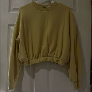 Levi’s Yellow Cropped Sweatshirt